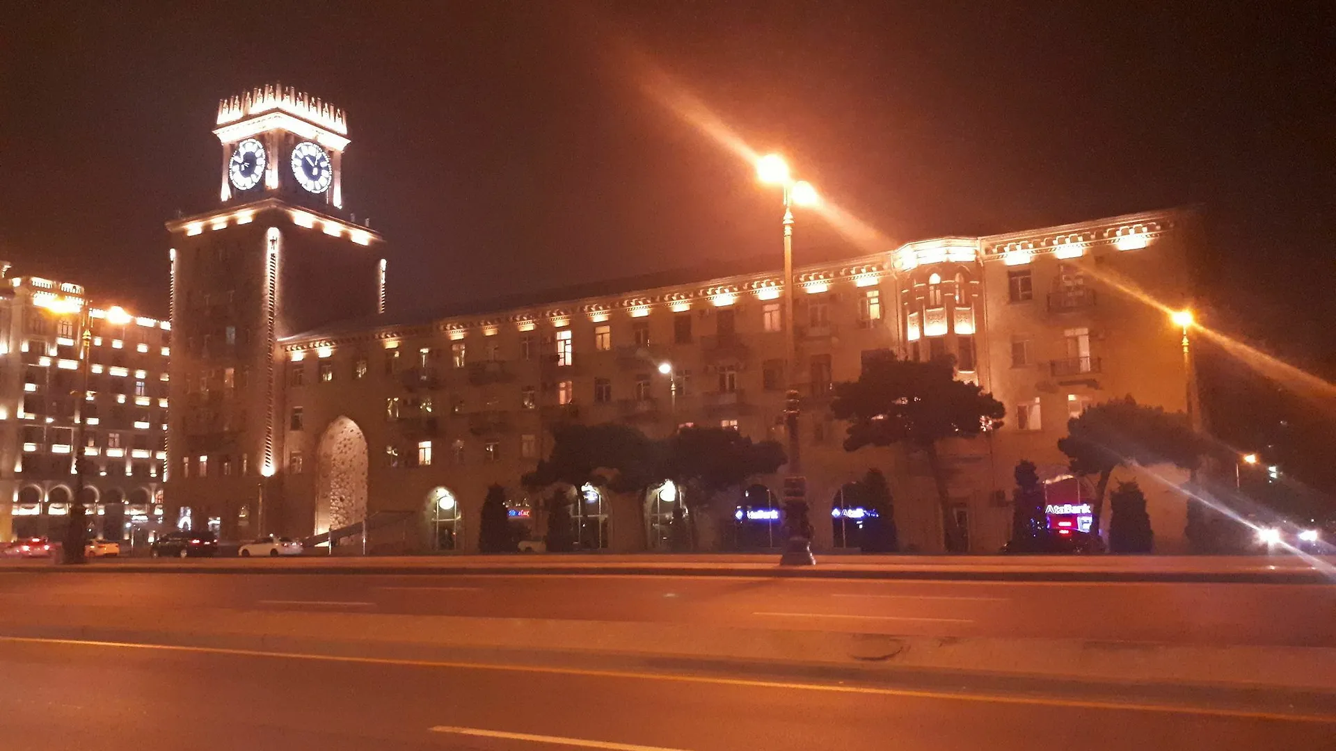 Clock Tower Apartment In Bakü 0*,